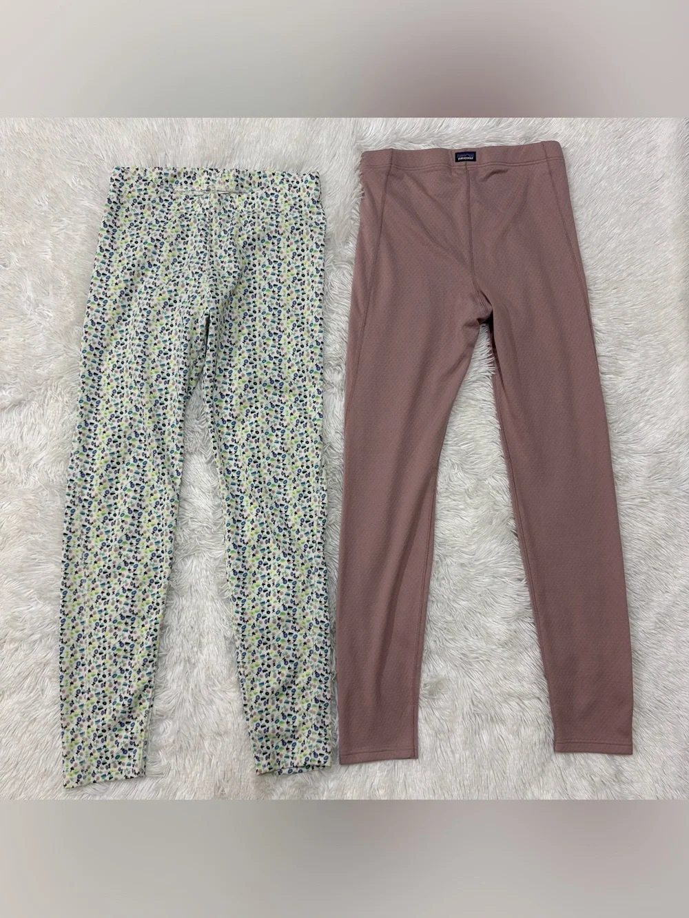 Bundle Patagonia Kids Mauve Solid Leggings & Cream Floral Print Leggings